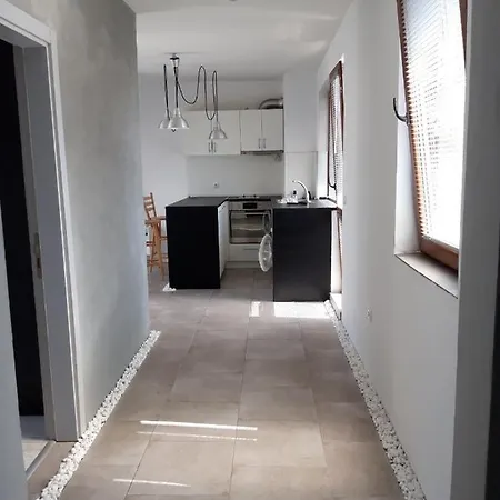 Apartment Mansarda Central Varna *
